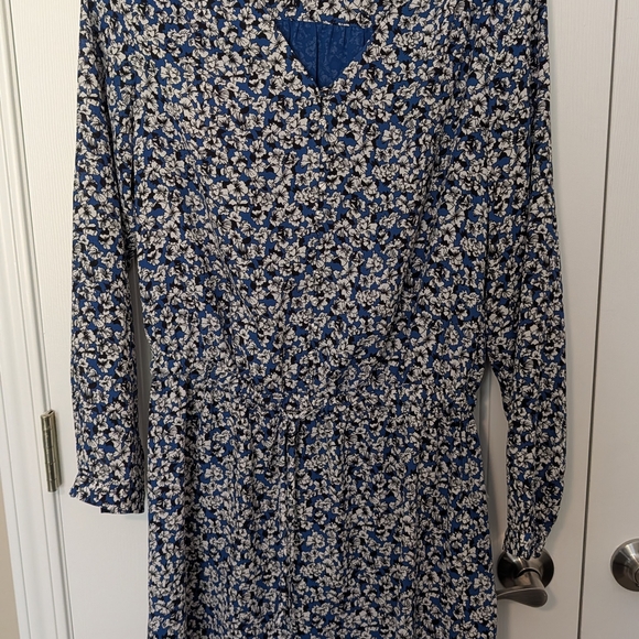 Dalia Dresses & Skirts - Dalia Blue and White Floral Wrap Long-Sleeve Dress
